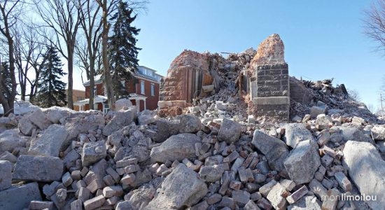 La Ville de Québec resserre les exigences pour la démolition d'immeubles - Simon Bélanger